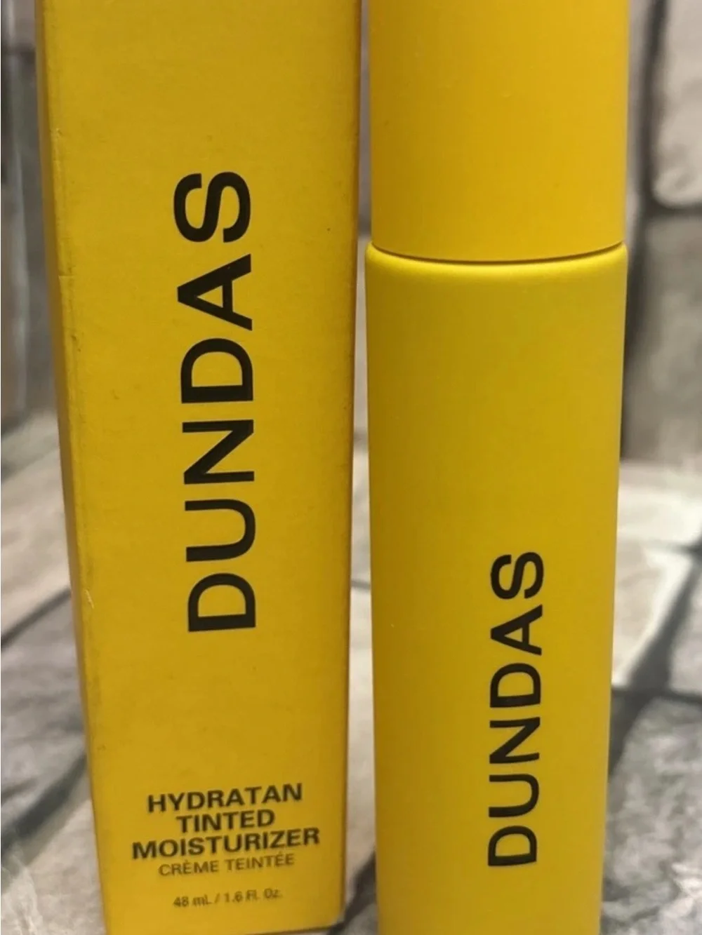 New DUNDAS Beauty Hydratan Tinted Moisturizer 1.6fl oz